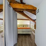 Jolie Duplex Avec Patio * Nice