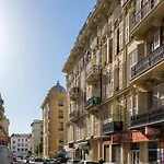 Jolie Duplex Avec Patio Apartment *