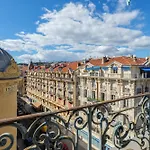Perchoir Au Coeur De Nice