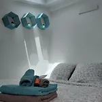 Centre De Nice : Studio Renove, Climatise Et Calme