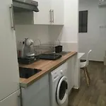 Petit Studio Entierement Renove Avec Terrasse Privative