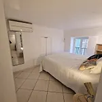 Le Cosy - Place Massena Apartment Nice