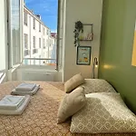 Cosy Cocoon Place Massena