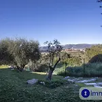 House In Residence With Swimming Pool