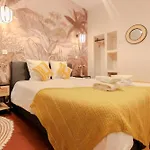 Suite Nomade - Vieux Nice - 2 Chambres - Wifi - Ac - 5 Min Des Plages - 30 Min De Cannes Et Monaco