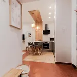Old Town Place Rossetti Themed 2br Full Air Conditioning Apartment Nice