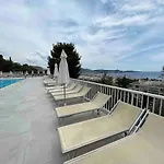 Beautiful Apartment Pool & Garage See View