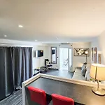 Palace Adly 2 Pers Wifi Ac Sea