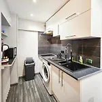 Apartment Palace Adly 2 Pers Wifi Ac Sea *