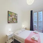 Nestor&Jeeves - California - Central - Very Close Sea