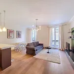 Nestor&Jeeves - California - Central - Very Close Sea