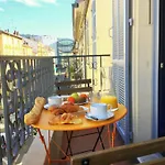 Ze Perfect Place - Elegant Avec Terrasse - Promenade Des Arts Apartment