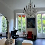 Carré d\'Or, superbe apartment sur jardin, élégant et ensoleillé