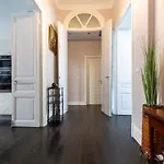 Carré d\'Or, superbe apartment sur jardin, élégant et ensoleillé
