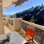 Apartment Ouest 2p Sea View, Pool, Quiet