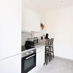 Apartment 2 Pieces