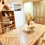 Spacious Loft, Duplex, Old Town, 3 Bedrooms - Easy Check-in Apartment *