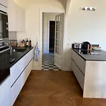 Wunderschoene In Jugendstilvilla Am Hafen Apartment *