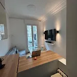 Chic Flat Near The *