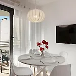 Relax Five Stars House *