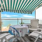 Apartment La Prom - A Two Bedroom With A Sea View *