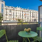 Azur Flat Apartment *