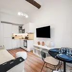 Beautiful Apartment, Old * Nice