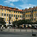 Nice - Beautiful Bright Apartment - 10 Min Beach