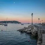 Nice - Beautiful Bright Apartment - 10 Min Beach