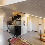 Perchoir Dans La Vieille Ville