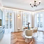 9 Alberti Centre Nice