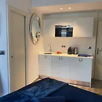 Cosy Promenade Apartment *