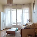 Charming T1 With Terrace And Sea View Nice