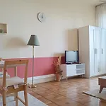 Charming T1 With Terrace And Sea View Apartment