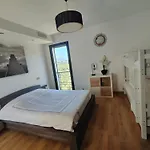 Villa Moderne Piscine Jacuzzi