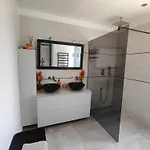 Villa Moderne Piscine Jacuzzi