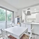 Apartment Flat With Balcony 15min From Promenade Des *