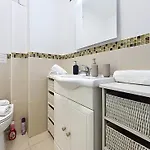 Apartment Carlone 6 Pers, Clim, Proche Mer, Transports