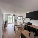 Appartement Avec Terrasse, Quartier Riquier