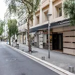 Central 1 Bdr