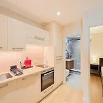 Petit Cocon Au Coeur Du Vieux-nice, Wifi, Ac, 2pers Nice