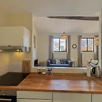 Cozy 3 Pieces, Centre Historique - Wifi, Ac, 5pers Apartment *