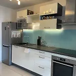 Nice Modern Flat, Air-Conditionning & Moutain View