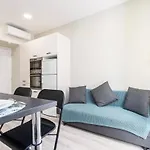 1 Bed, Center Of With Ac Apartment *