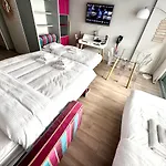Studio At The Heart Of Carre D\'Or 2 Mins Sea Wi-Fi
