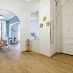 Apartment 36 Stalngrad - Spacieux - Le Port - 6 Pers Nice