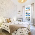 Apartment 36 Stalngrad - Spacieux - Le Port - 6 Pers Nice
