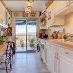 Terrasses De La Corniche, 2P 65M2 Spacieux, Terrasses Mer & Montagne, Piscine Et Parking Prive