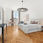 Nice Renting - Victor - Historic Palace Luxury 3 Bedrooms Parking