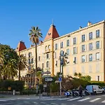 Nice Renting - Victor - Historic Palace Luxury 3 Bedrooms